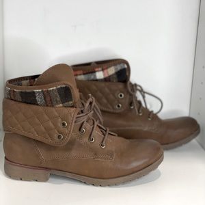 Rock & Candy Brown Booties • Flannel Print Inside • USED • Size 9 Women’s